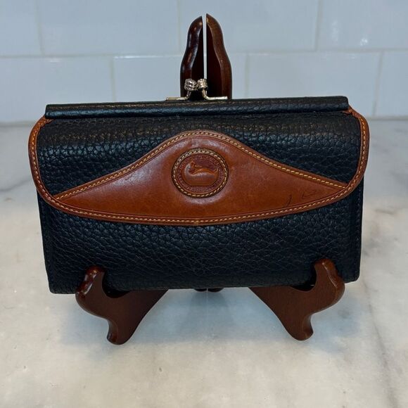 Dooney & Bourke Vintage Pebbled Leather Full Sized Wallet with Checkbook Holder - Picture 1 of 16